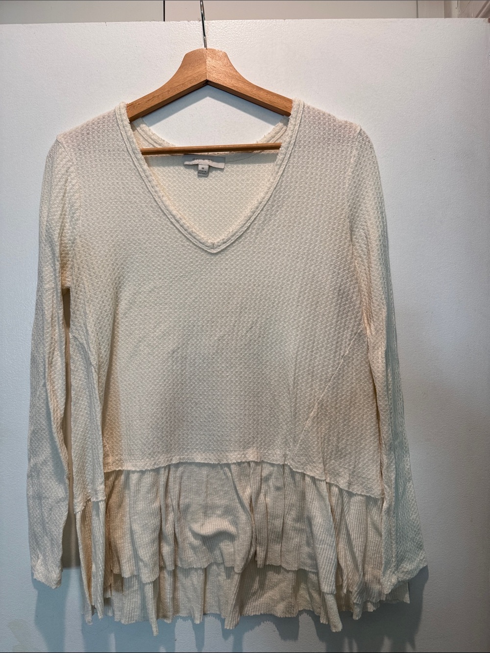 Anthropologie Cream V-Neck Layered Hem Knit Top
